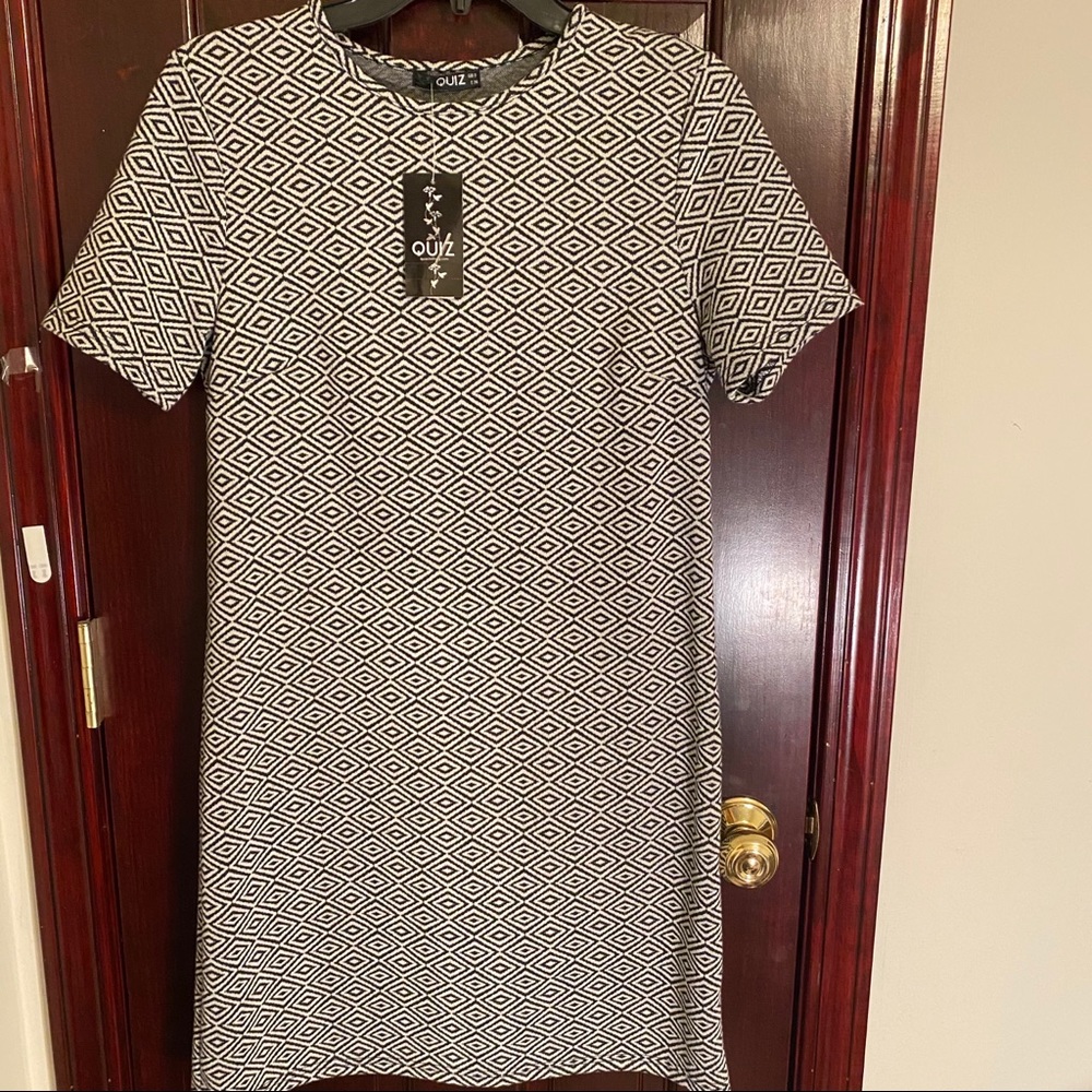 QUIZ Geometric Print Shift Dress NWT - Picture 4 of 8